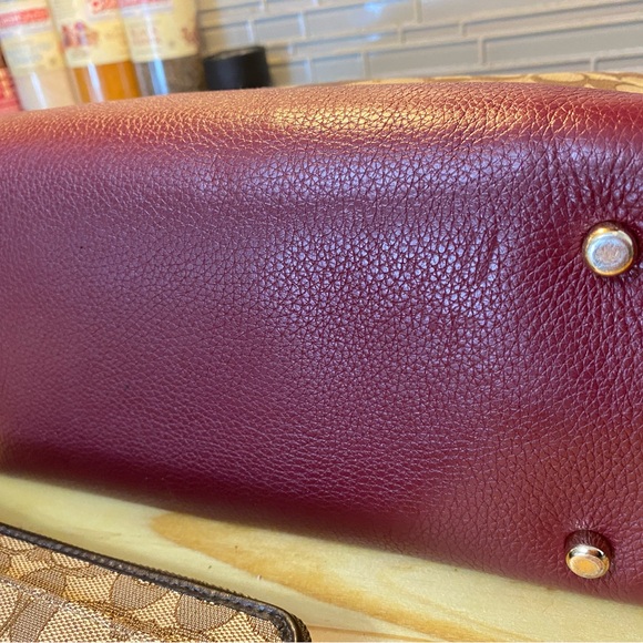 Coach Dempsey tote with wallet - Picture 8 of 16